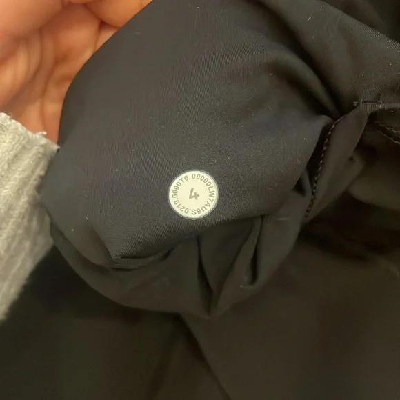 Lululemon biker shorts - Picture 3 of 3